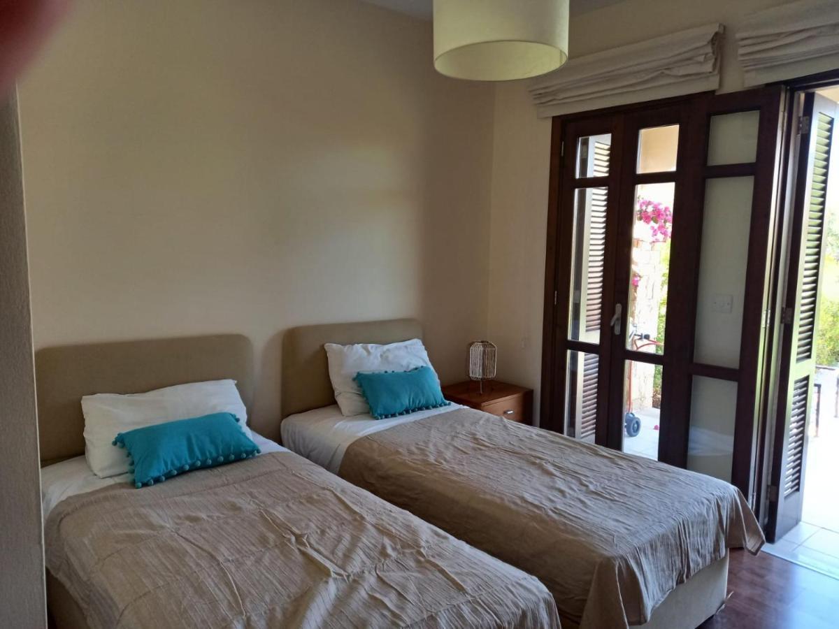 Helios Heights Spirits, Aphrodite Hills Golf Resort Kouklia Extérieur photo
